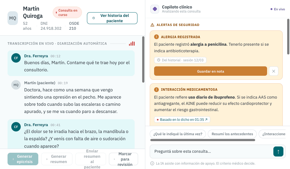 Copiloto clínico de Clinsia mostrando insights y alertas en tiempo real durante la consulta
